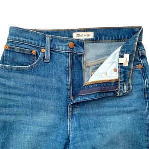 MADEWELL—medium wash denim balloon jeans. Size 26 (2)